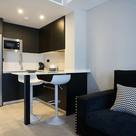Apartment Atelier *